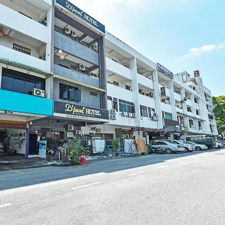 F Hotel Sungai Dua Bukit Zewnętrze zdjęcie