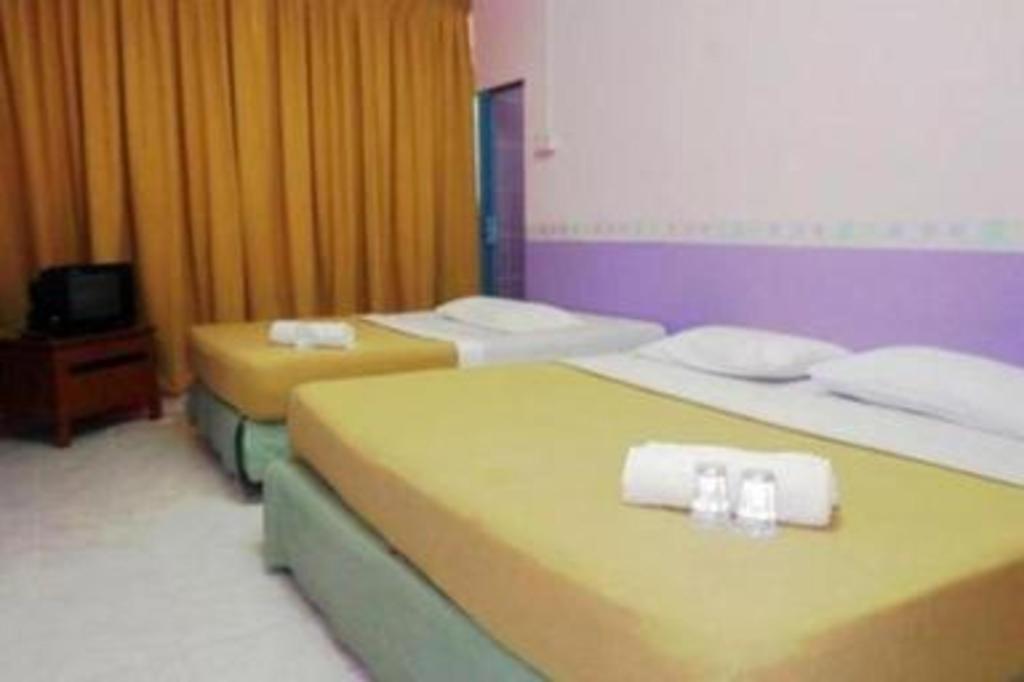 F Hotel Sungai Dua Bukit Zewnętrze zdjęcie