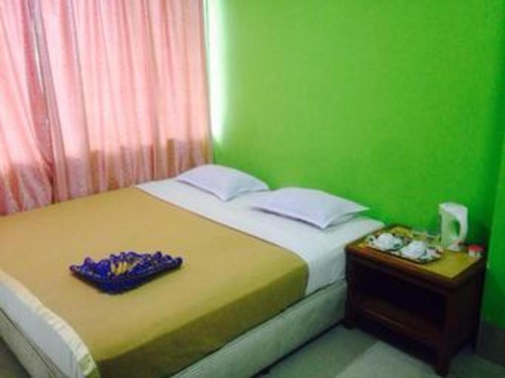 F Hotel Sungai Dua Bukit Zewnętrze zdjęcie