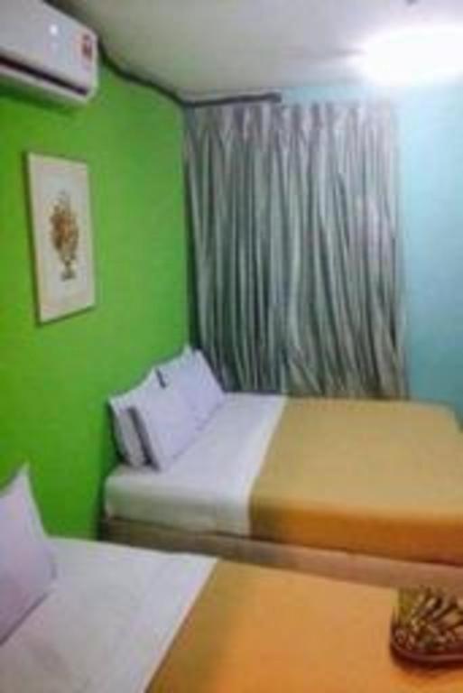 F Hotel Sungai Dua Bukit Zewnętrze zdjęcie
